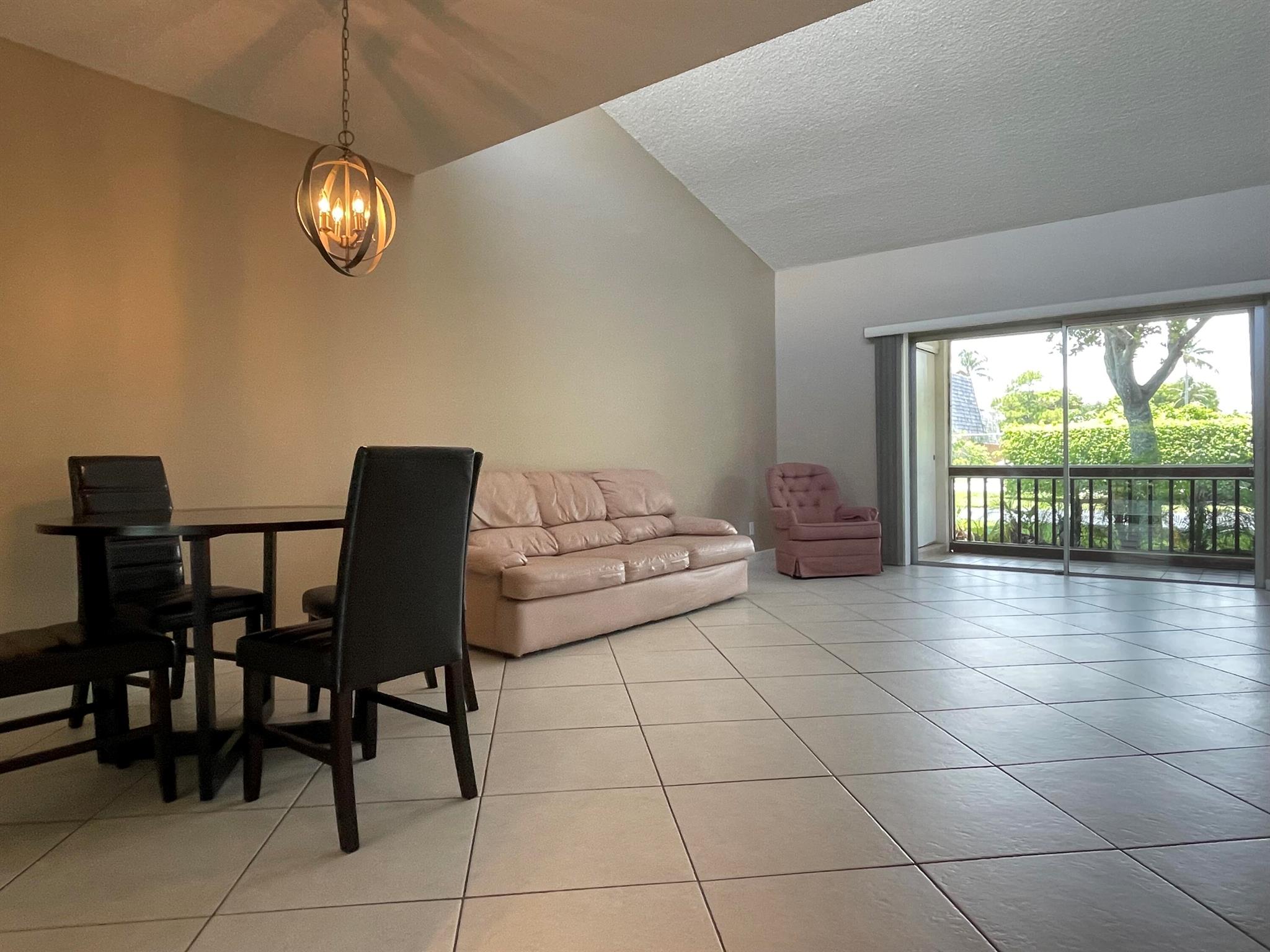 BOUNDBROOK CONDO S - Residential