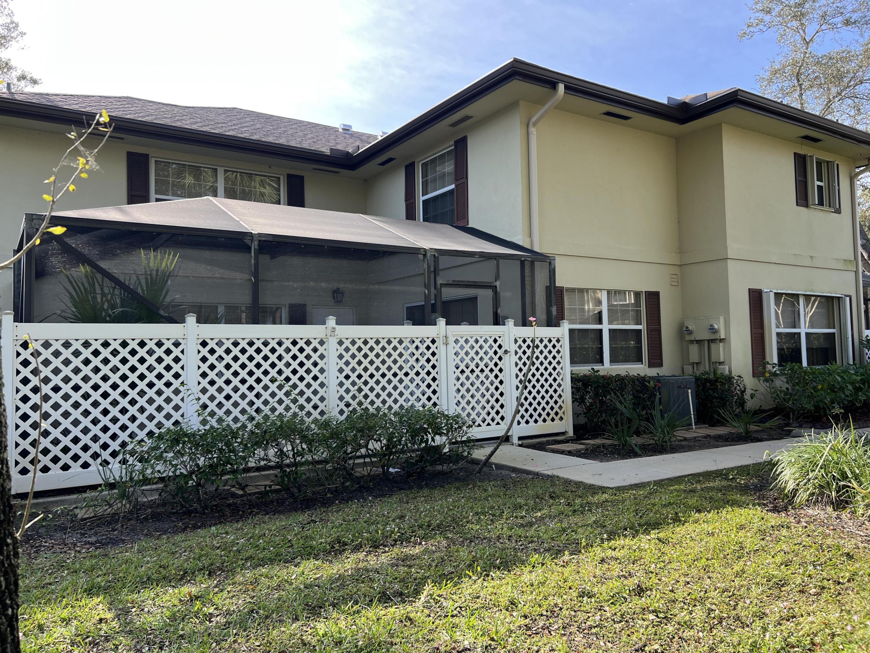 Photo 1 of 27 — 36 Danbury Court B, Royal Palm Beach, FL 33411