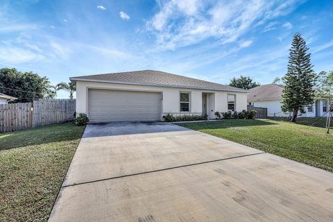 A home in Port St Lucie