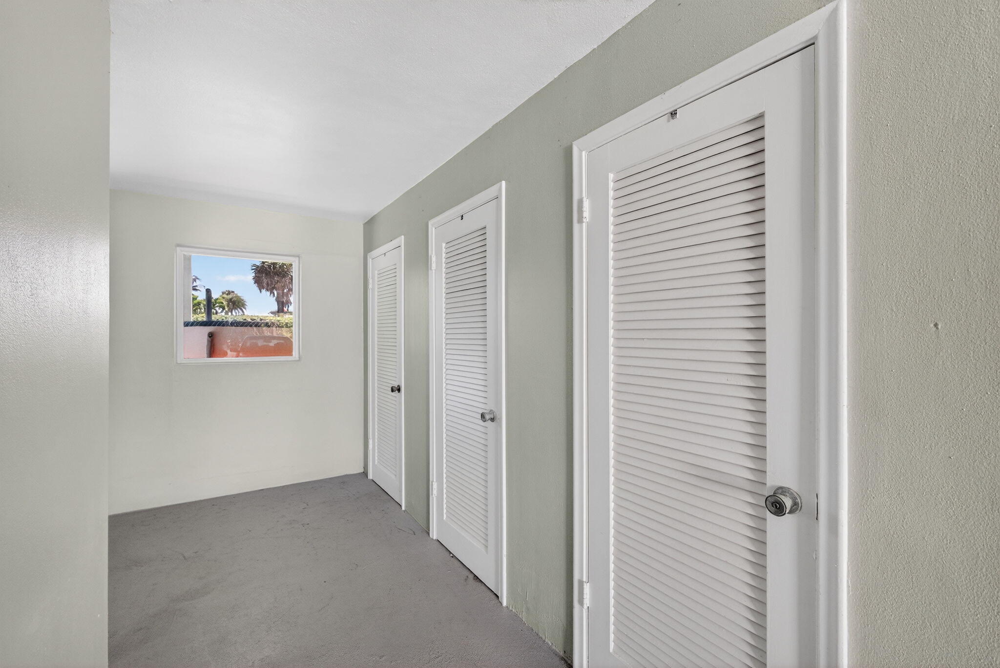 The Barclay Club - Residential