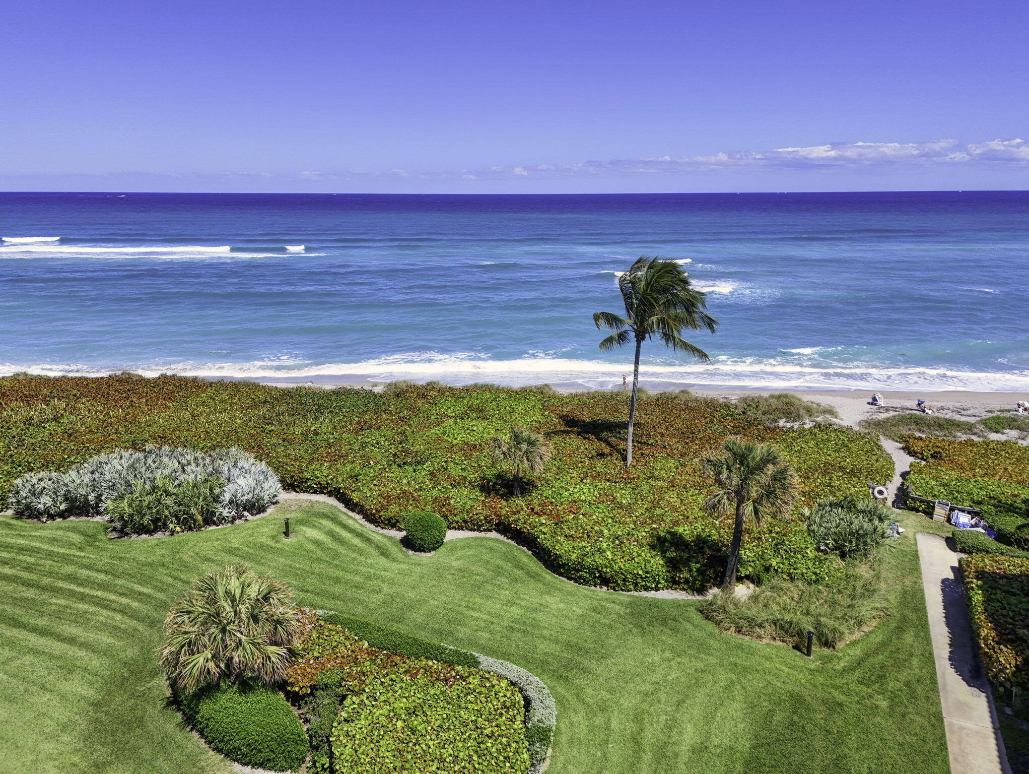 The Barclay Club - Residential