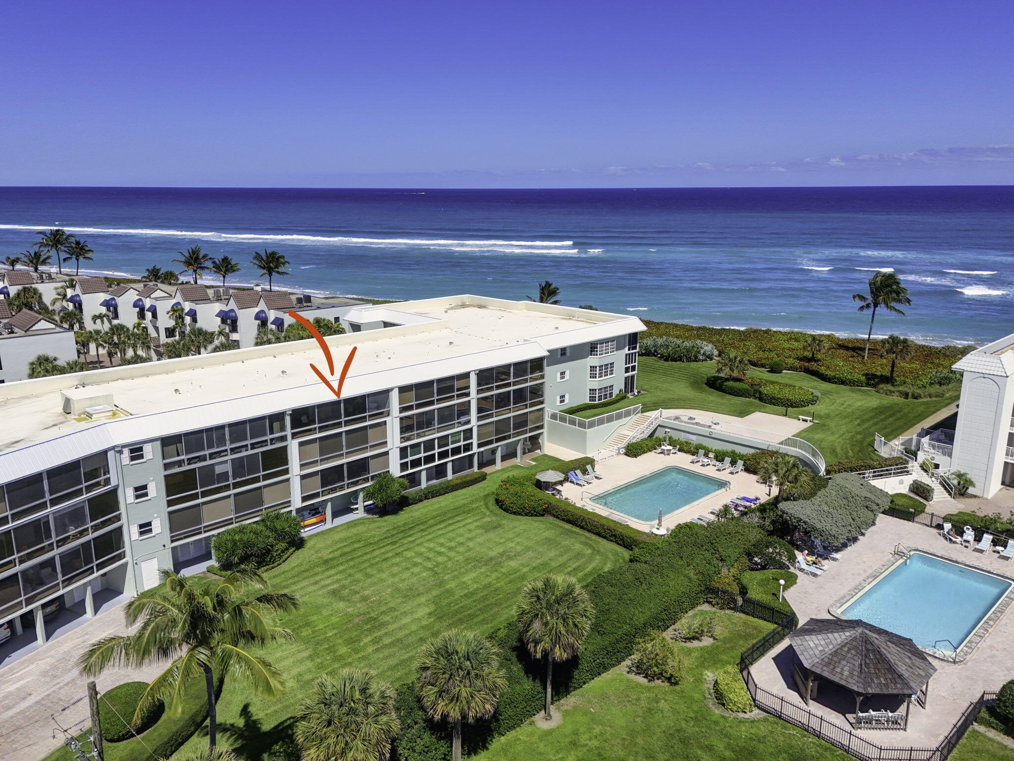 The Barclay Club - Residential