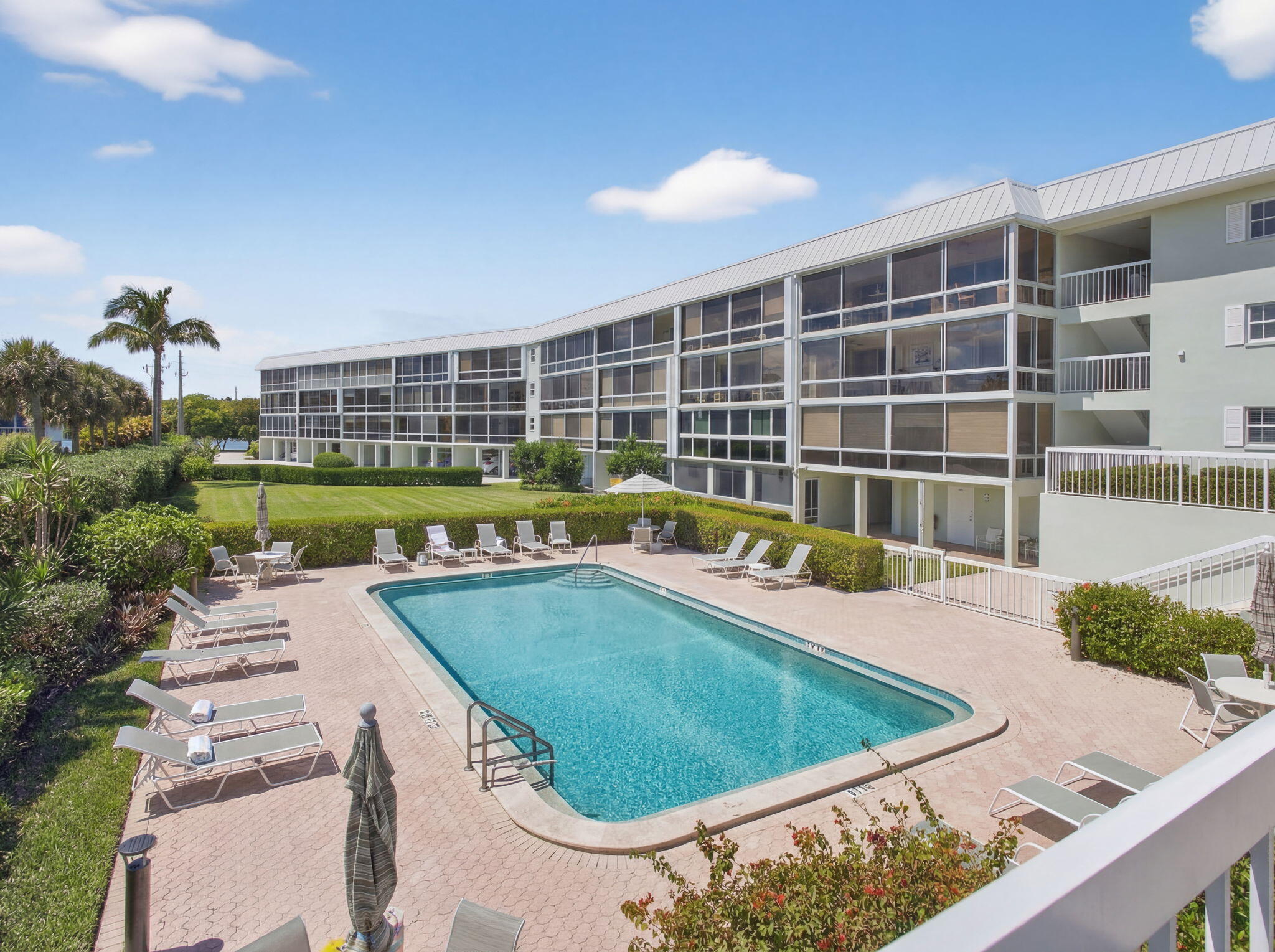 The Barclay Club - Residential