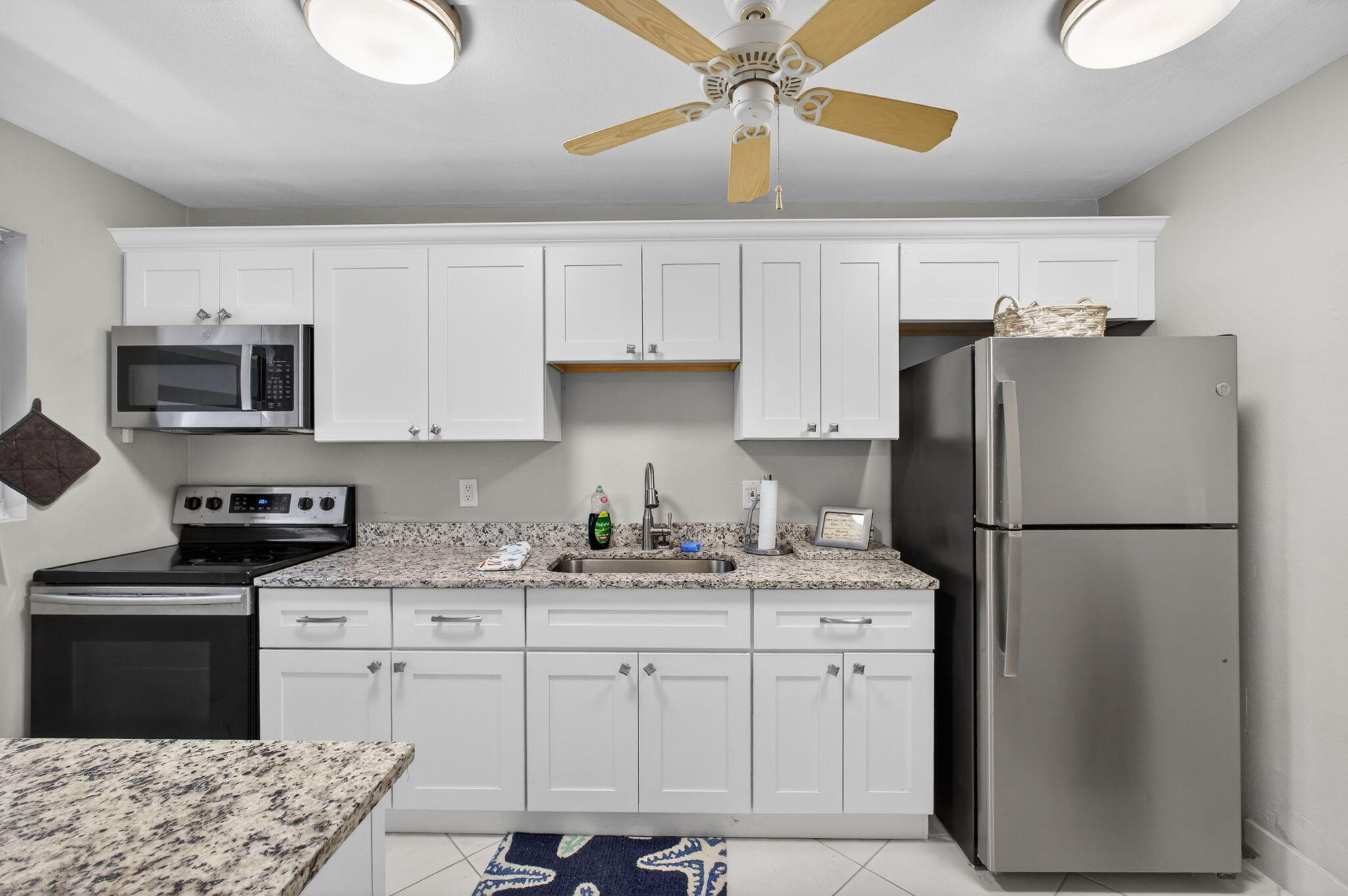 The Barclay Club - Residential