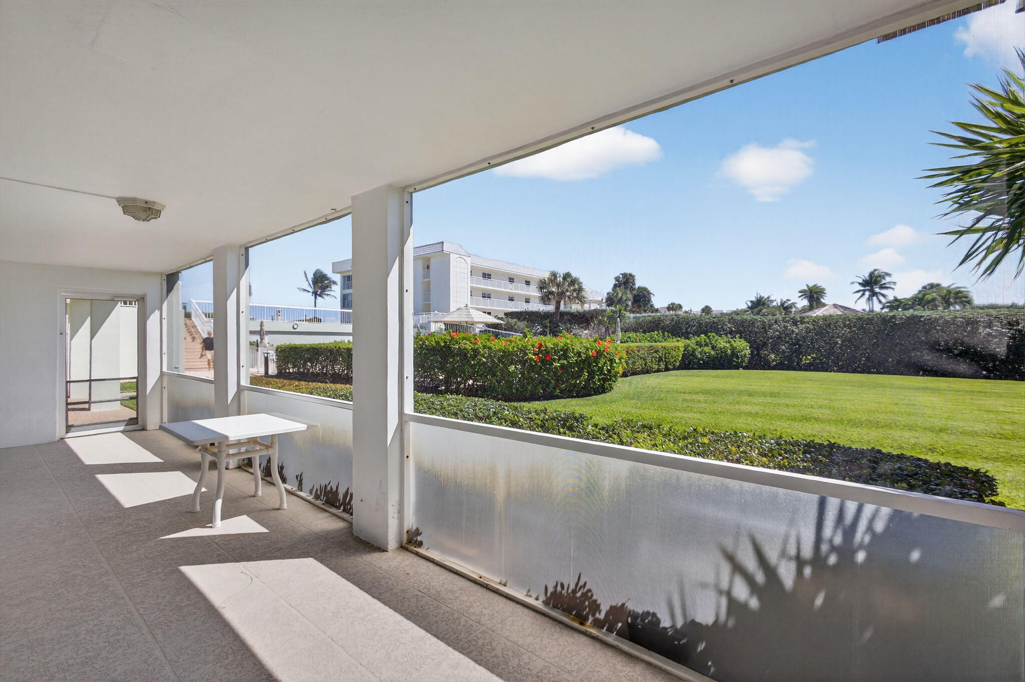 The Barclay Club - Residential