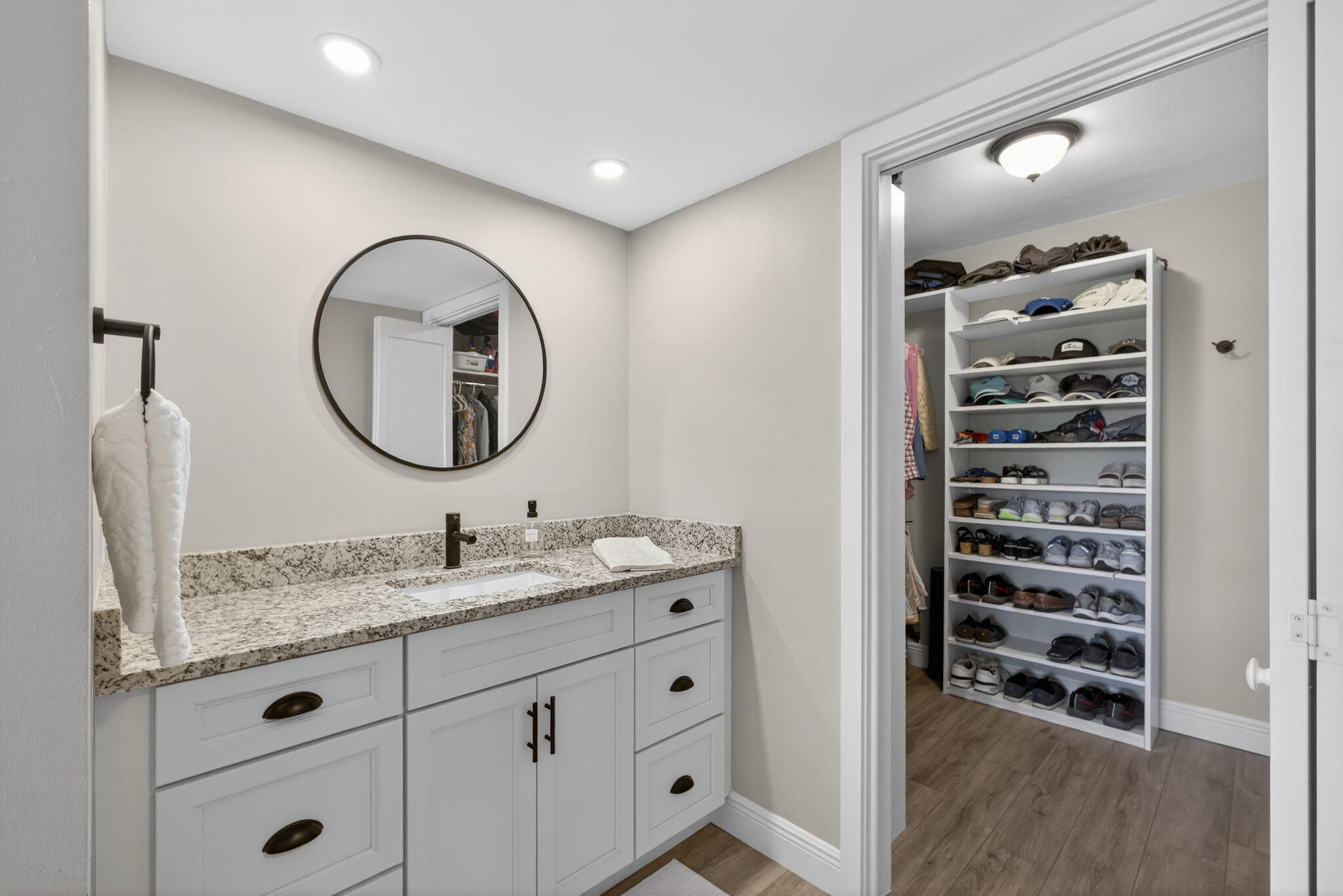 The Barclay Club - Residential