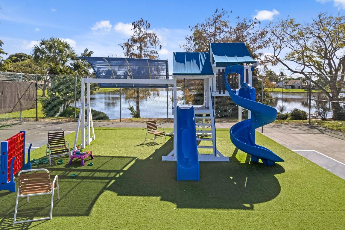 CRANBROOK LAKE ESTATES - Residential