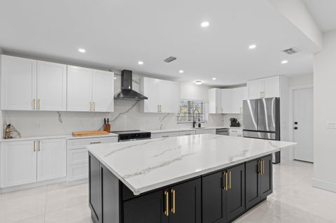 Photo of 2327 SW 23rd Cranbrook Drive, Boynton Beach, FL 33436 (MLS # R11156106)