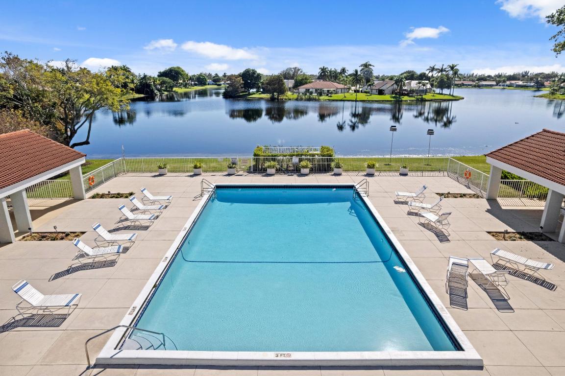 CRANBROOK LAKE ESTATES - Residential