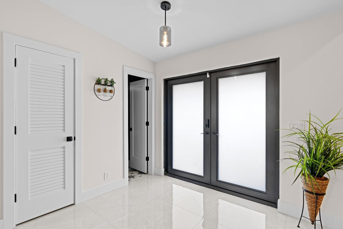 CRANBROOK LAKE ESTATES - Residential