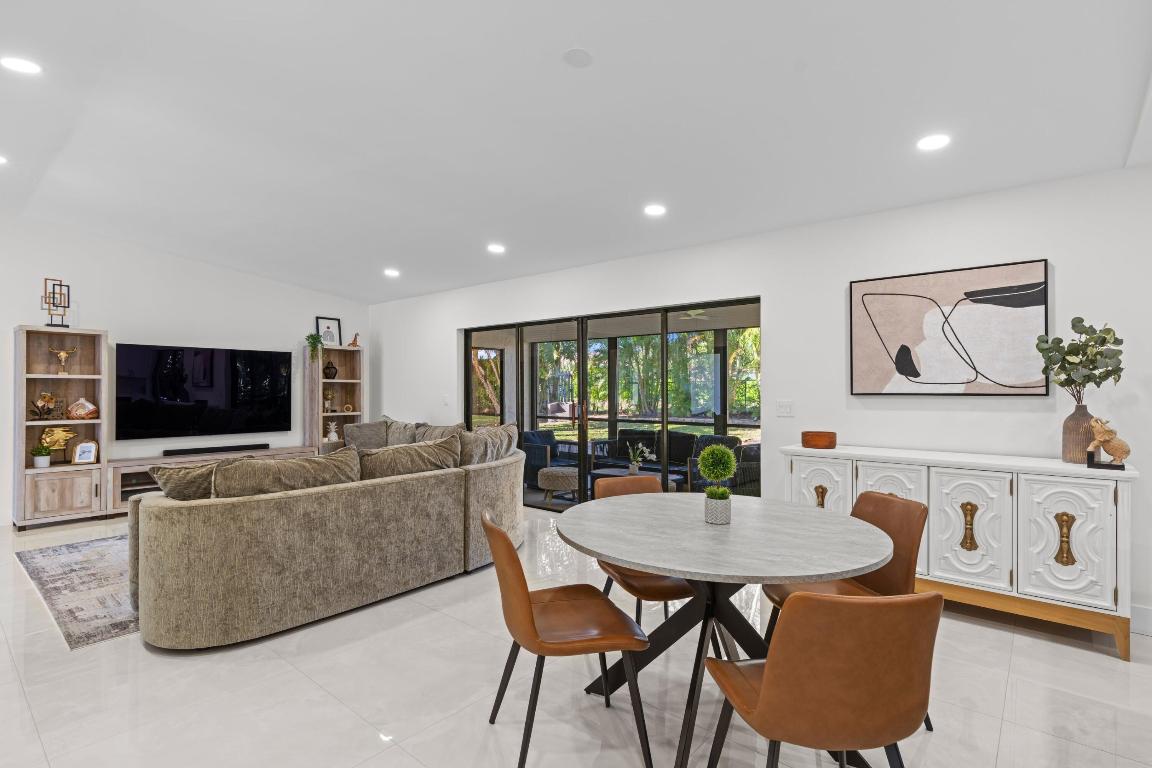 CRANBROOK LAKE ESTATES - Residential