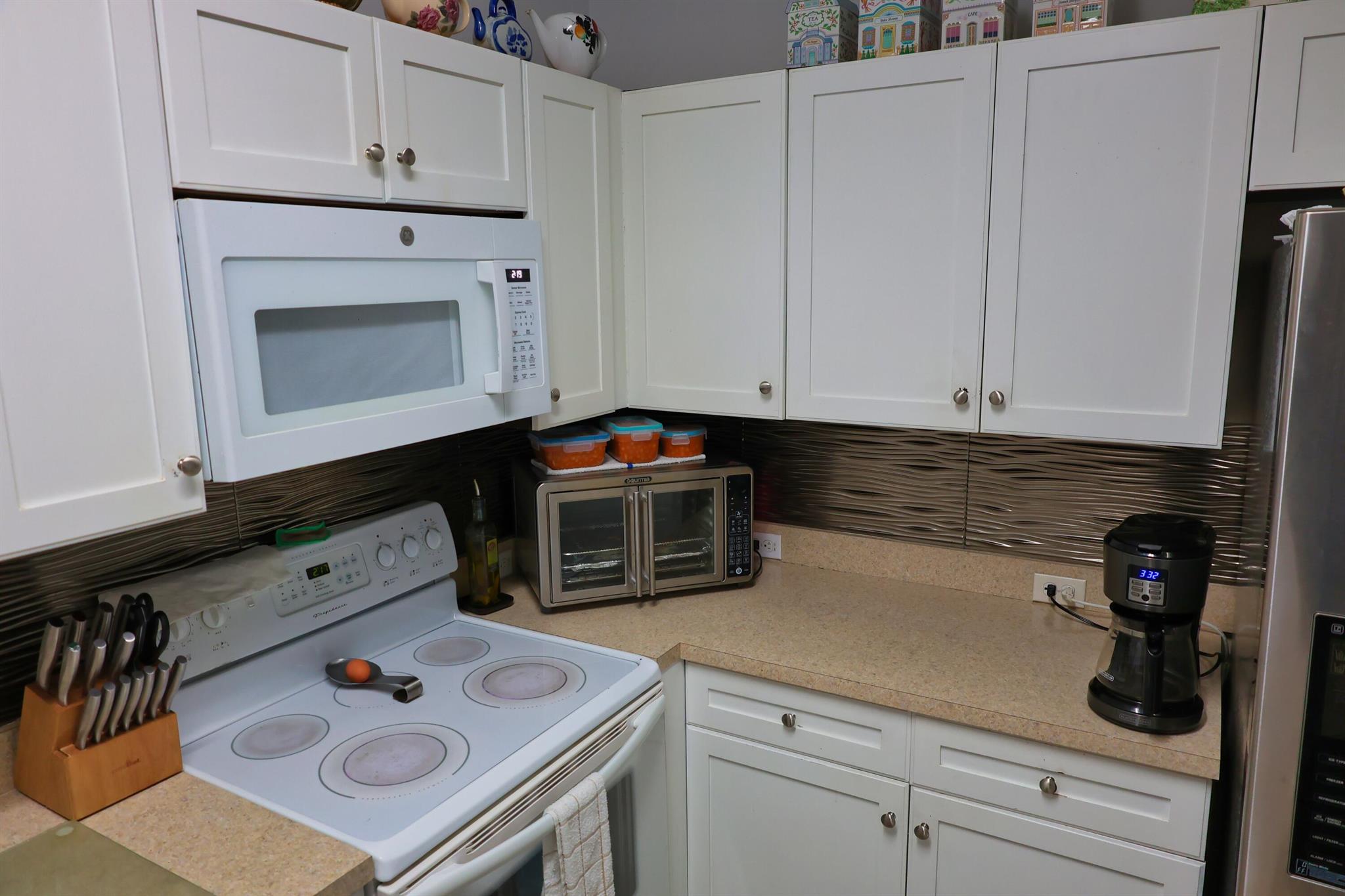 GOLFVIEW HEIGHTS 7 - Residential