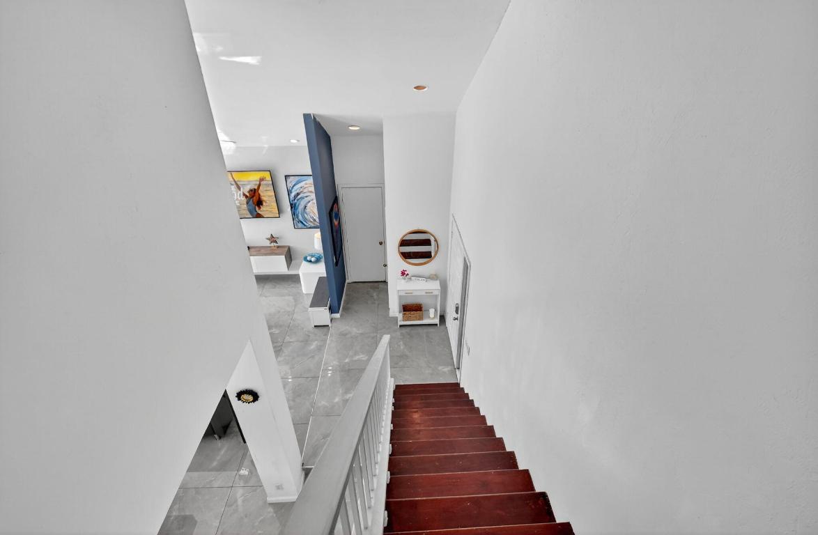 CEDAR CAY - Residential