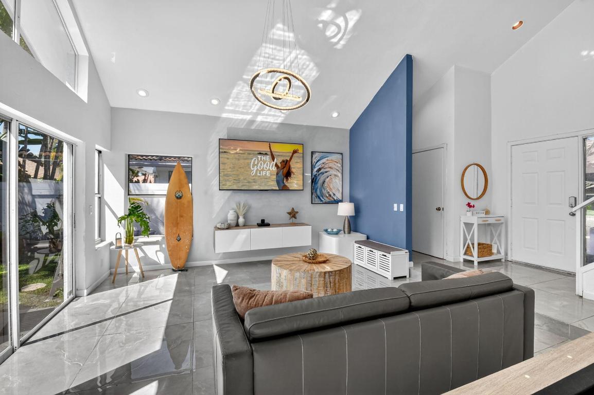 CEDAR CAY - Residential