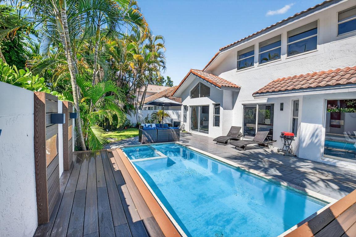 CEDAR CAY - Residential