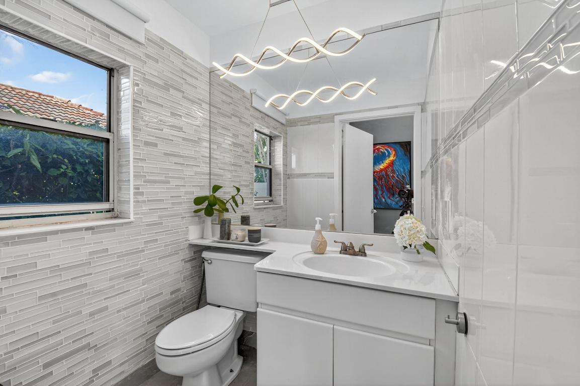 CEDAR CAY - Residential