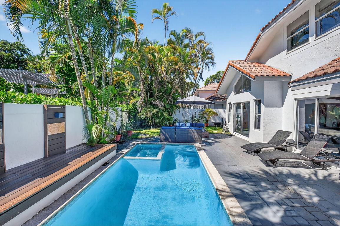 CEDAR CAY - Residential