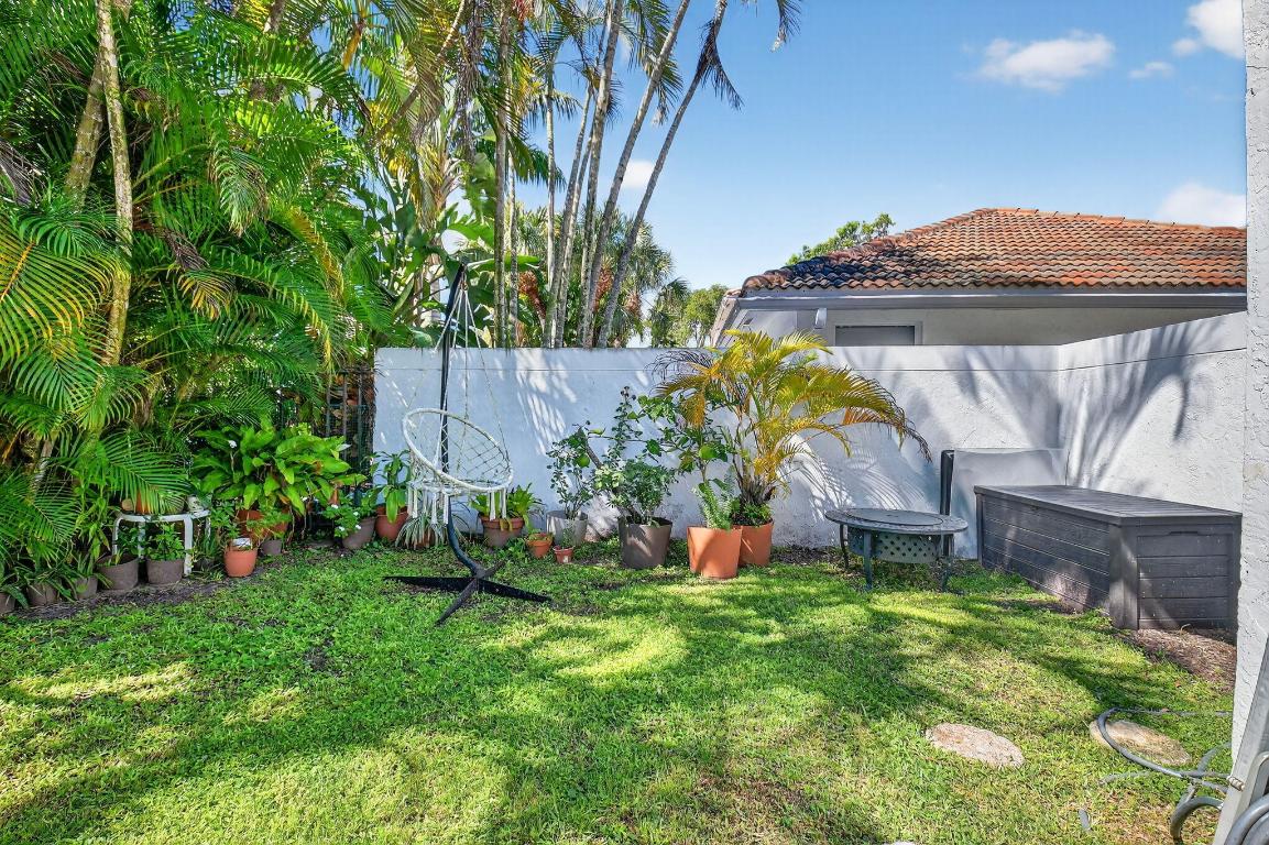 CEDAR CAY - Residential