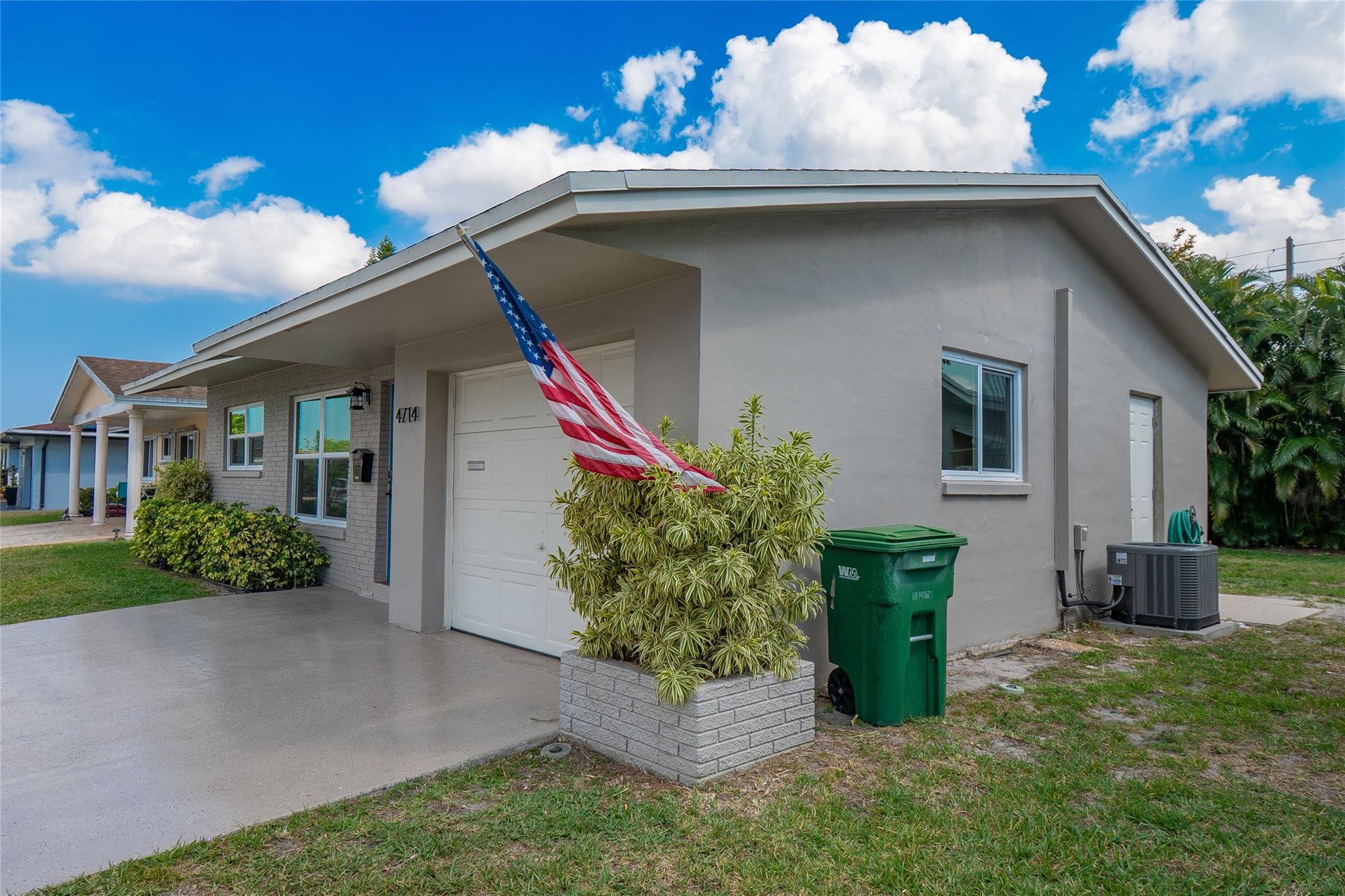 MAINLANDS OF TAMARAC SEC 4 - Residential