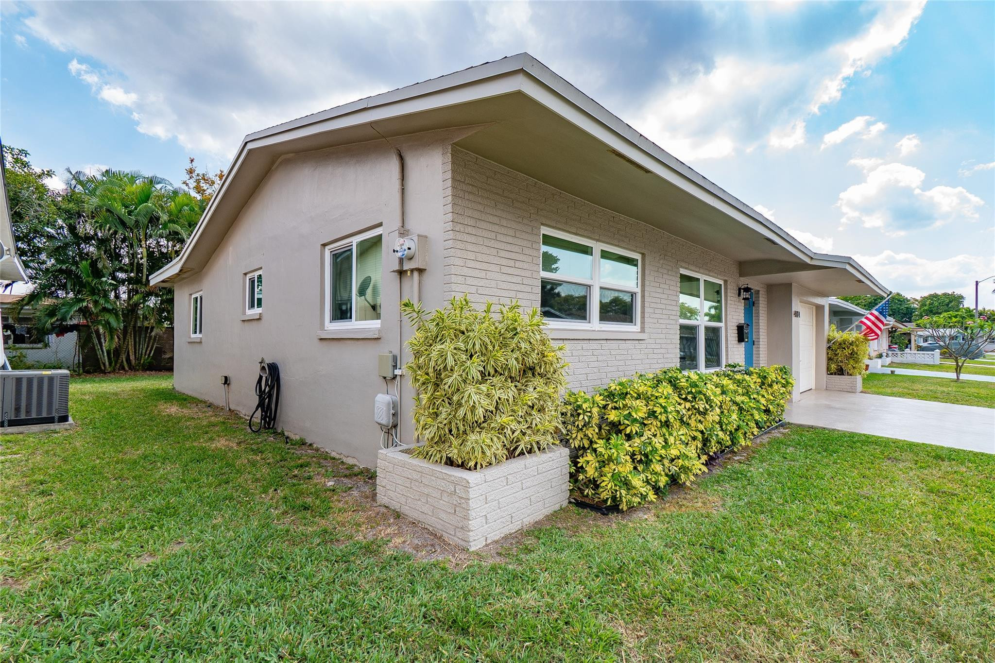 MAINLANDS OF TAMARAC SEC 4 - Residential