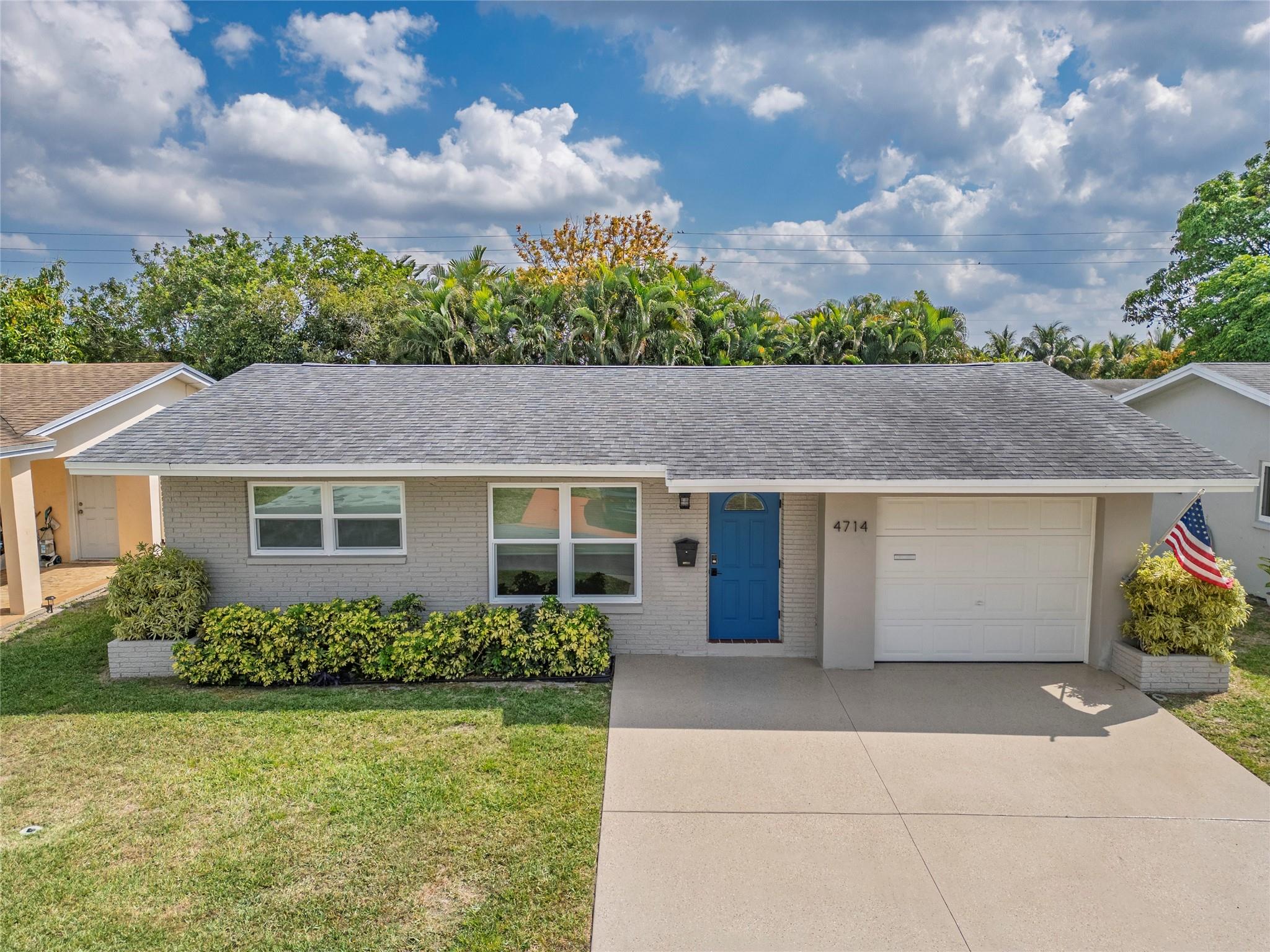 Updated and very well maintained 2br 1 bath with a garage. Impact windows, new AC and water heater. Large covered back patio. Low HOA fee covers lawn maintenance and sprinklers with a community pool and clubhouse. Close to Mainlands Park with it's scenic, mile long walking, biking & jogging path. 55+ community.