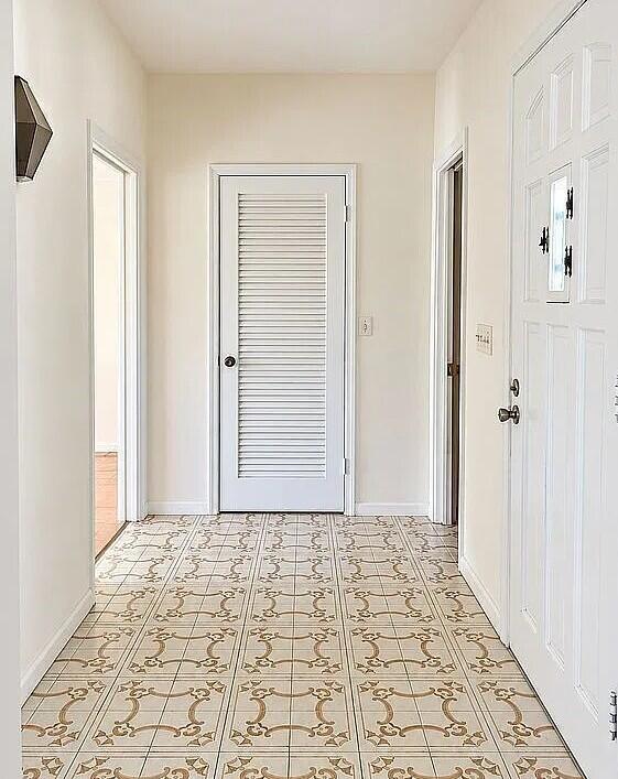 Photo of 336 Tequesta Drive, Jupiter, FL 33469 (MLS # B26089159)
