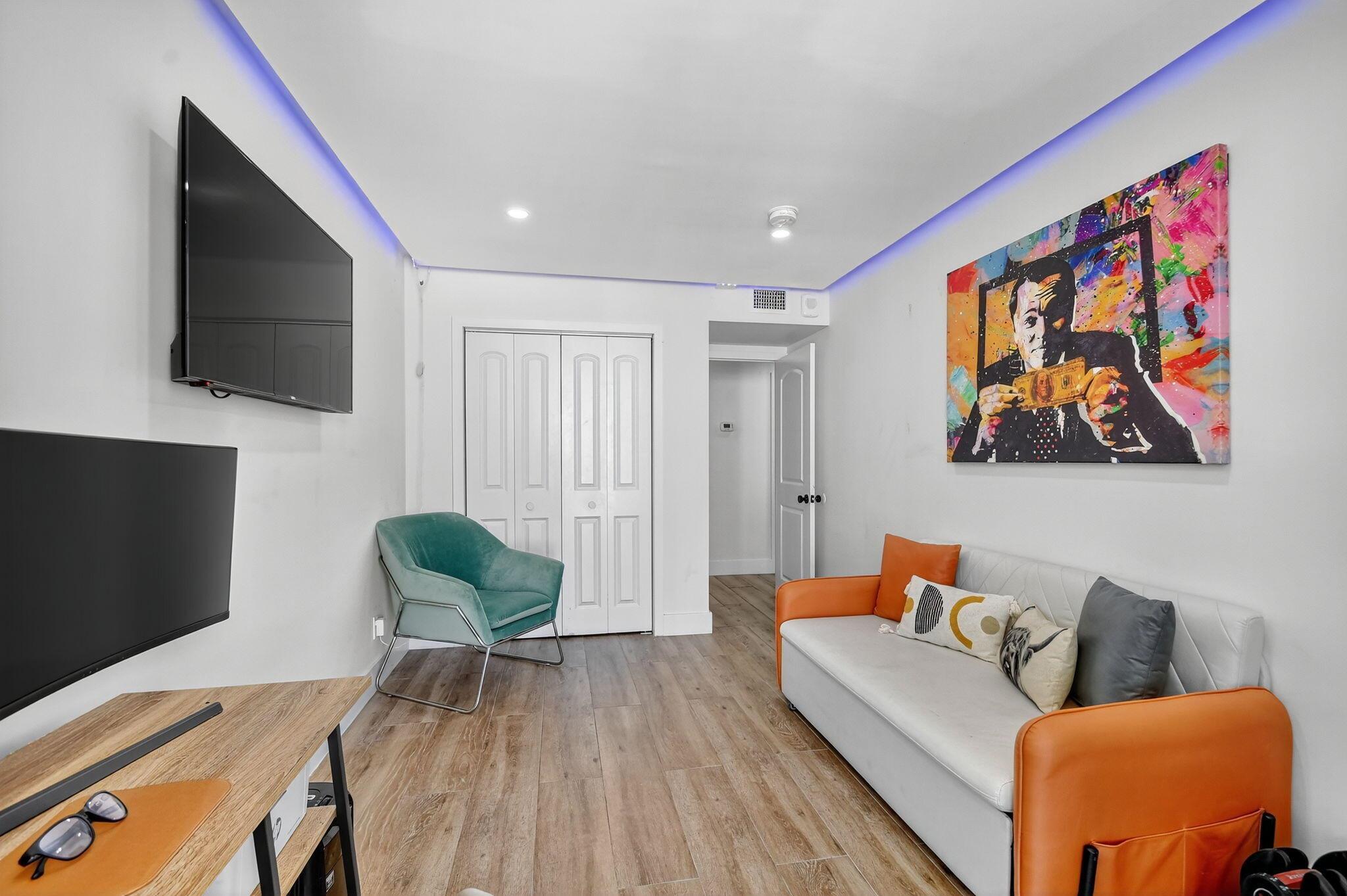 DUNE DECK OF THE PALM BEA - Residential Lease