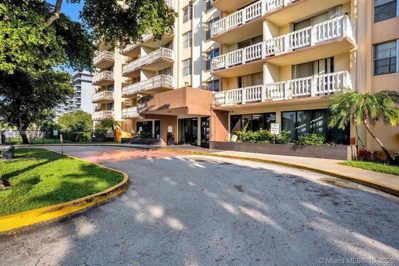 Spacious upgraded 1bed 1bath unit at " PARKWAY TOWERS". Unit has porcelain floors wood kitchen cabinets, upgraded bathroom, 1 assigned parking space, centrally located close to major highways Turnpike, 441, palmetto express way.