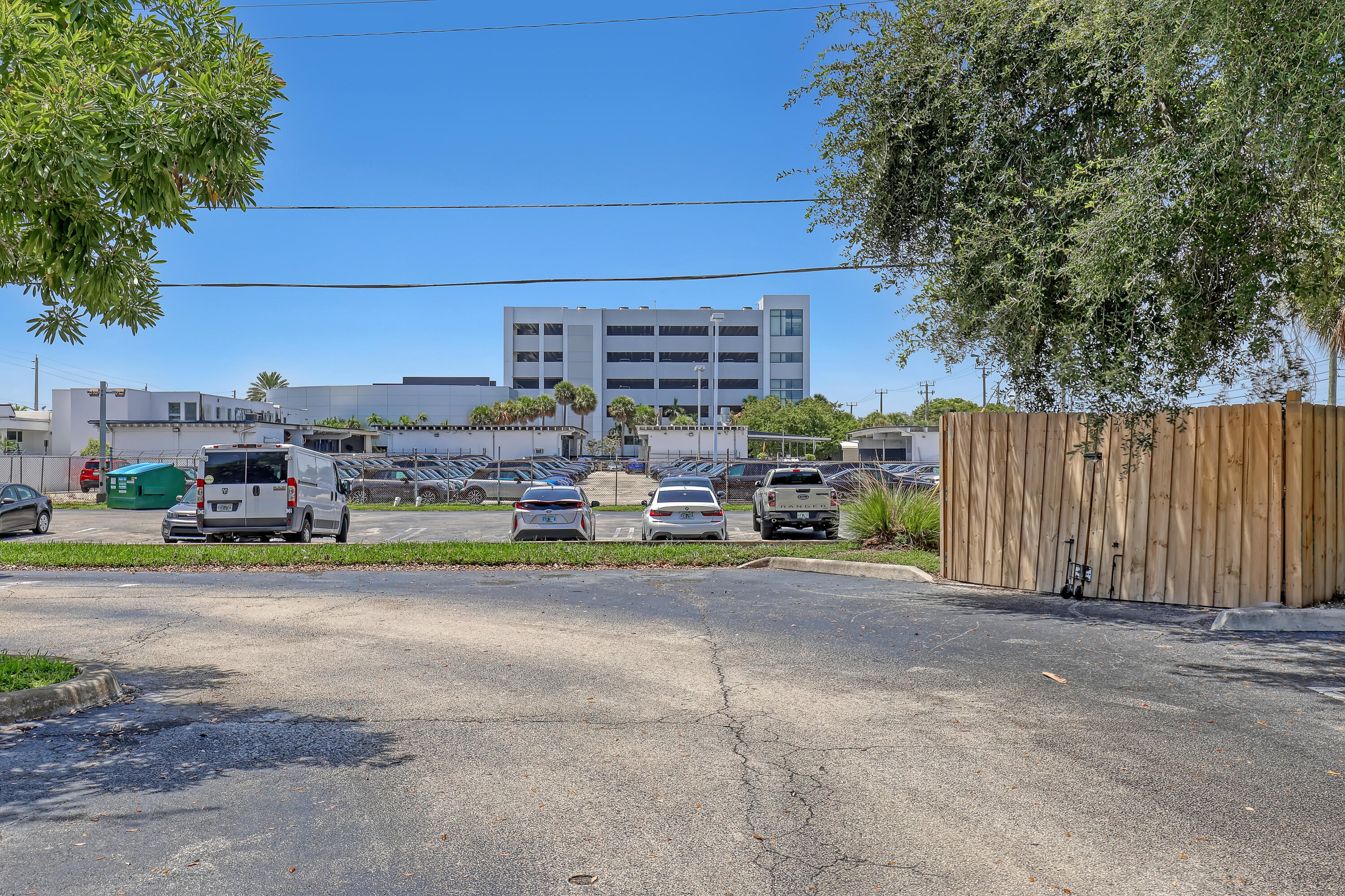 801 SPENCER Drive