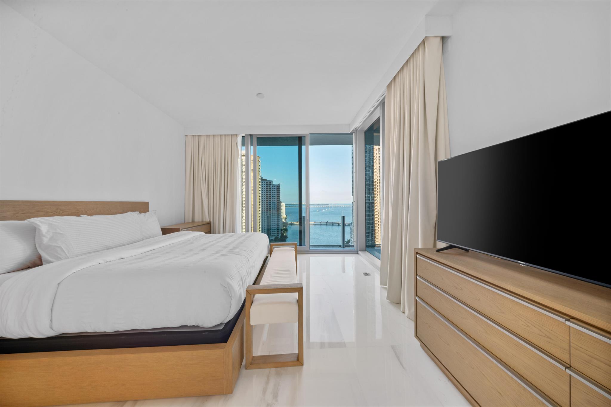 Aston Martin Residences - Residential