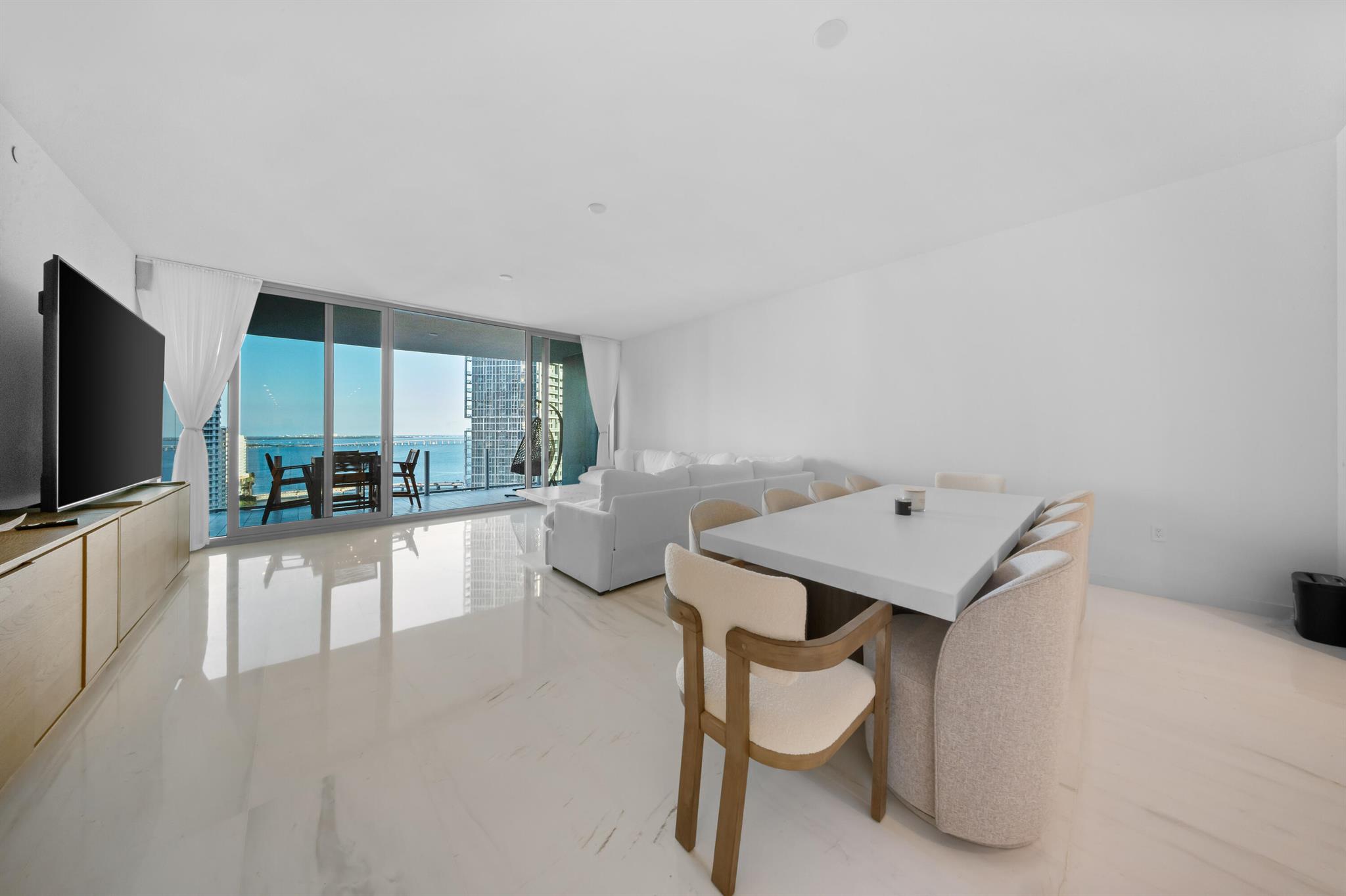 Aston Martin Residences - Residential