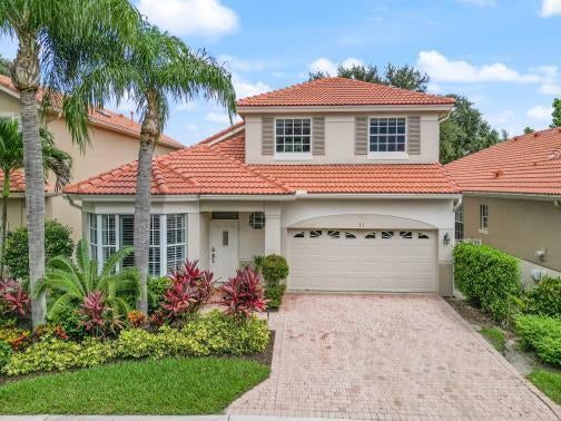 Photo of 43 PINNACLE Cove, Palm Beach Gardens, FL 33418 (MLS # B26092927)