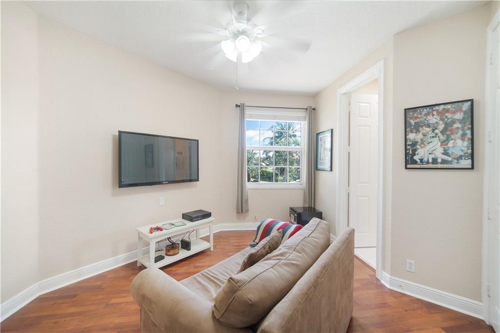 Parkland Isles - Residential