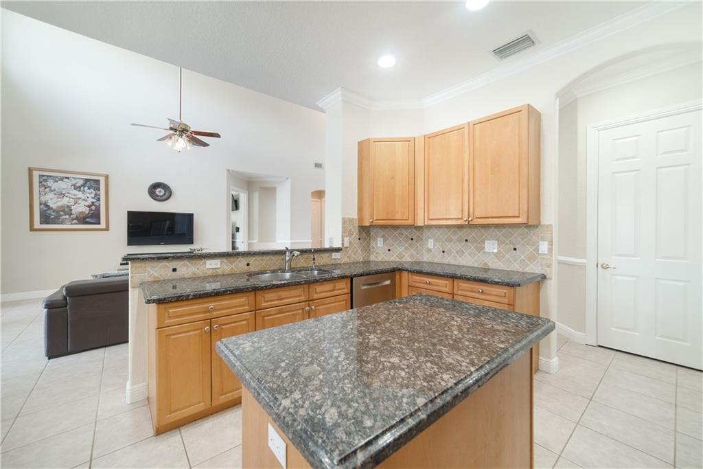 Parkland Isles - Residential
