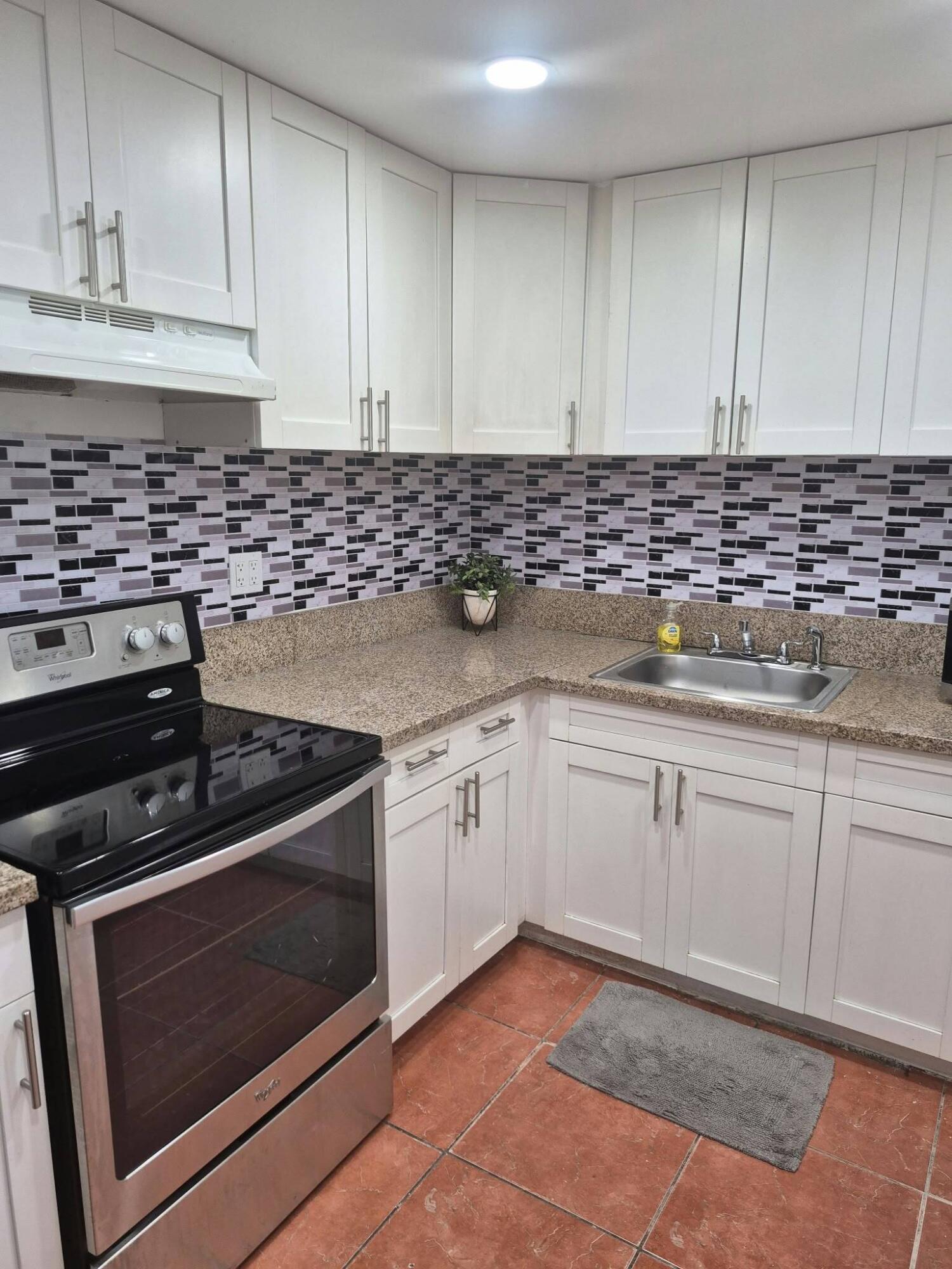 2700 RIVERSIDE Drive 106-B