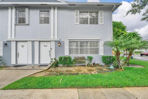 A home in Davie