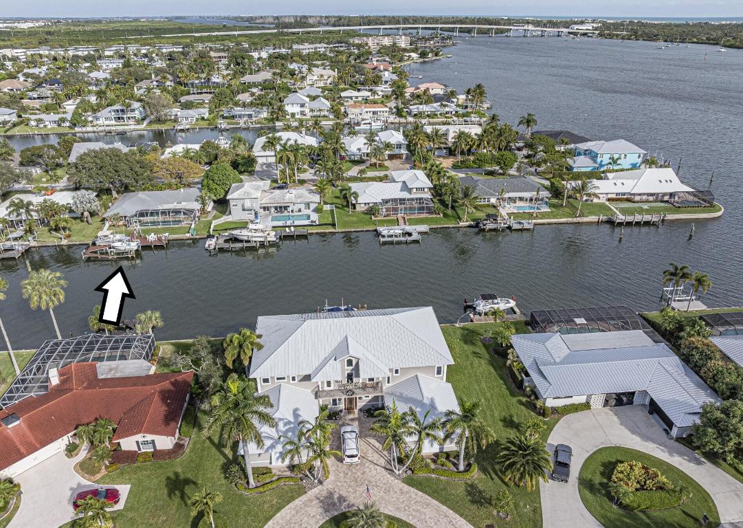 VERO ISLES PLAT NO 2 - Residential