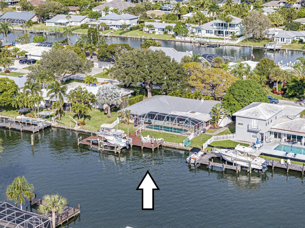 VERO ISLES PLAT NO 2 - Residential