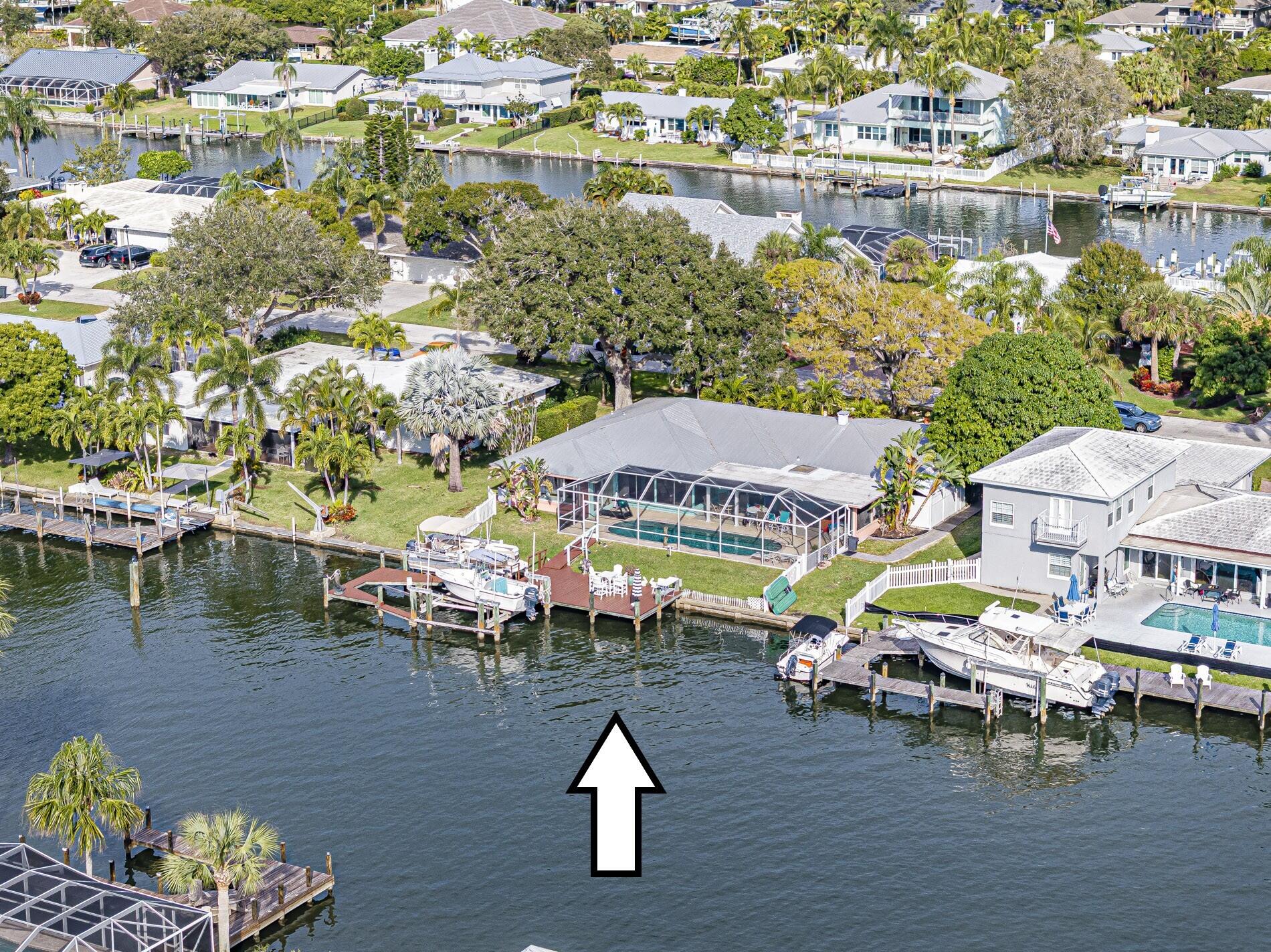 VERO ISLES PLAT NO 2 - Residential