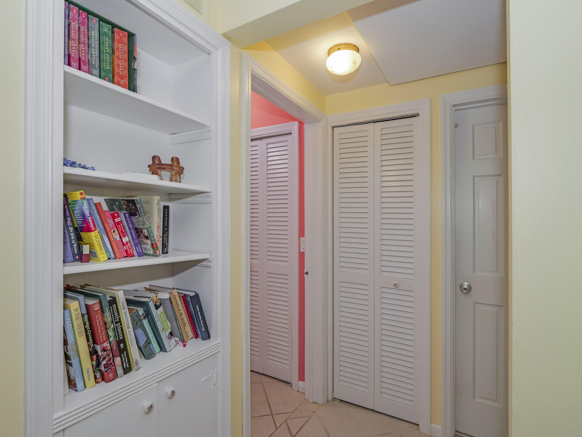 VERO ISLES PLAT NO 2 - Residential