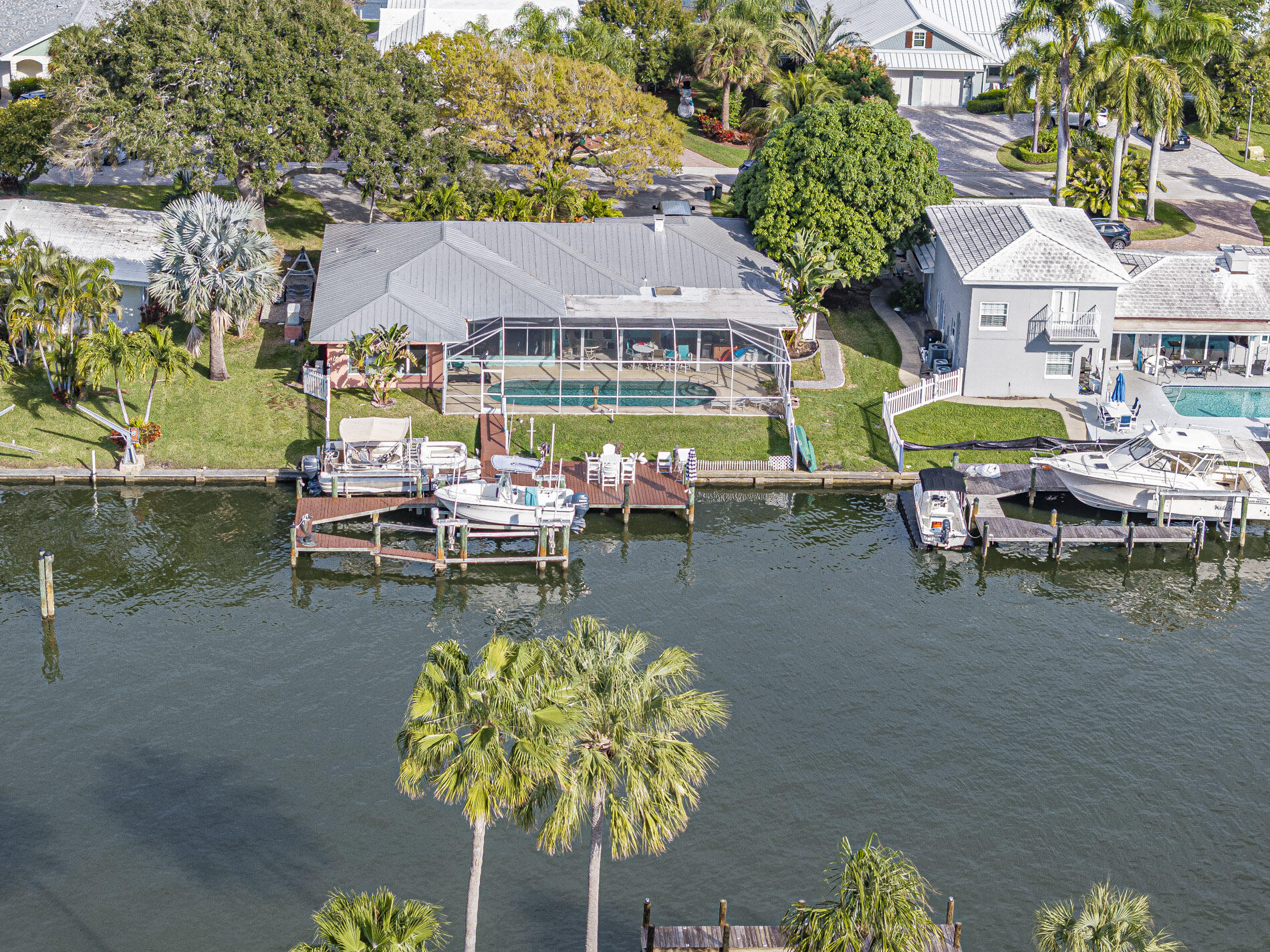 VERO ISLES PLAT NO 2 - Residential