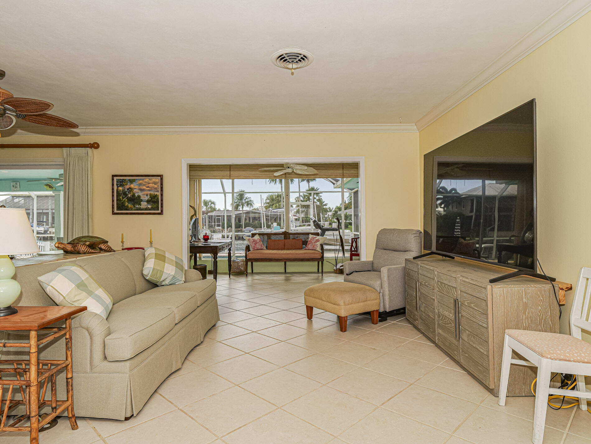 VERO ISLES PLAT NO 2 - Residential