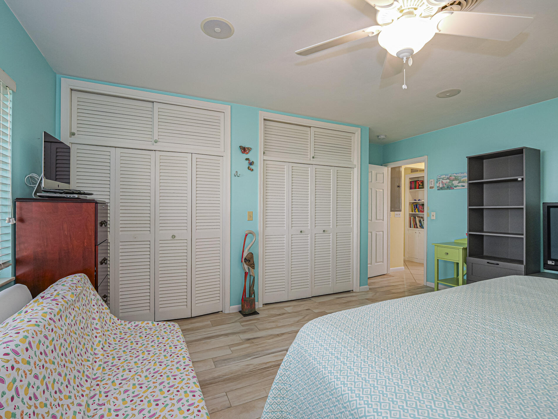 VERO ISLES PLAT NO 2 - Residential