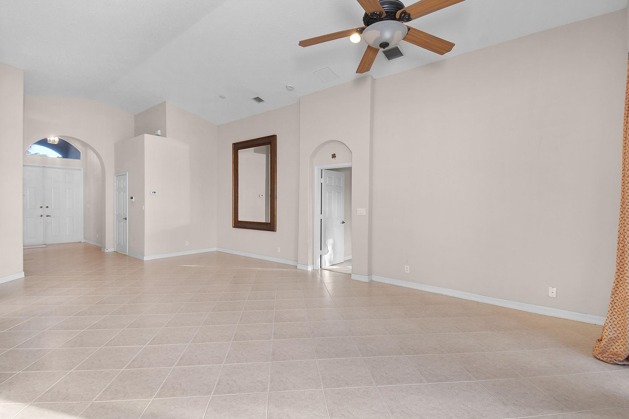 Summerfield Golf Club 01 - Residential