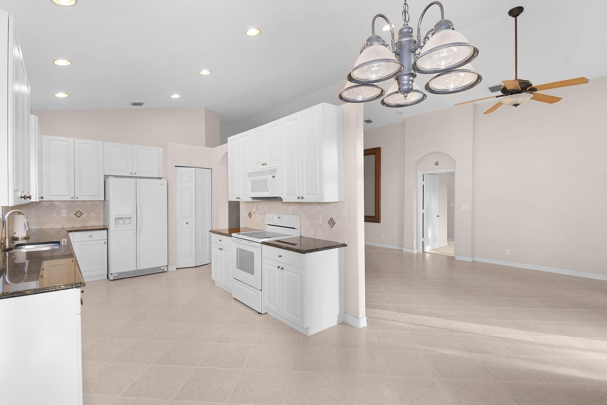 Summerfield Golf Club 01 - Residential