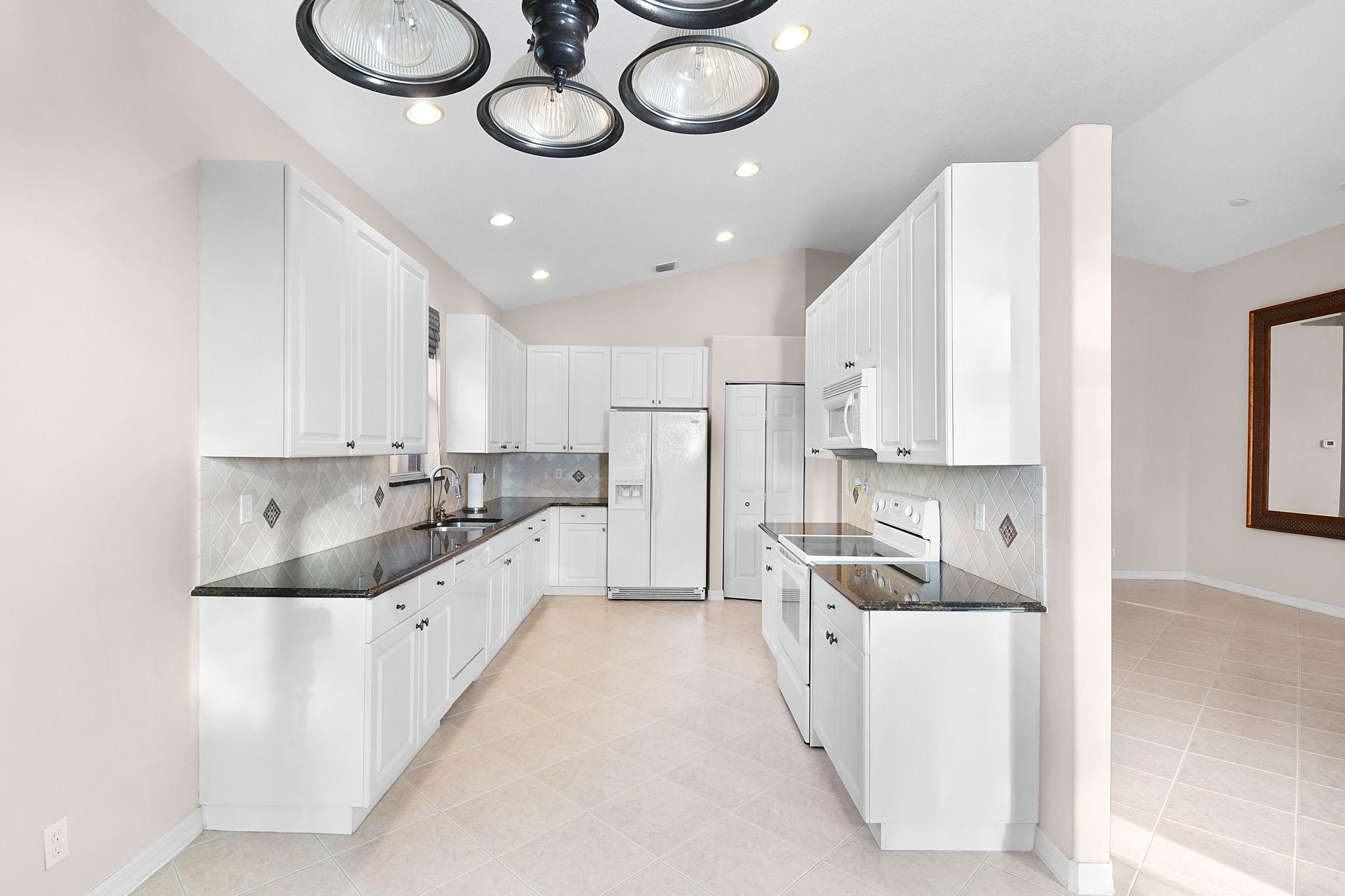 Summerfield Golf Club 01 - Residential