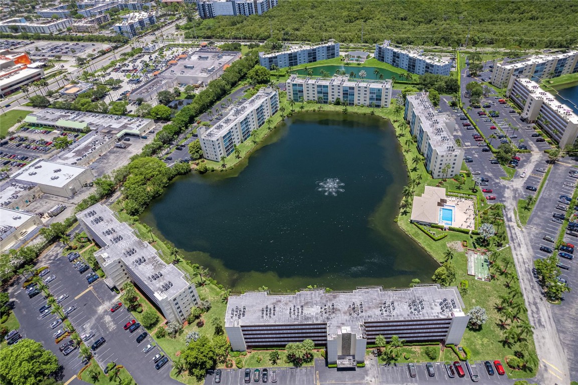 Meadowbrook Lakes - Residential