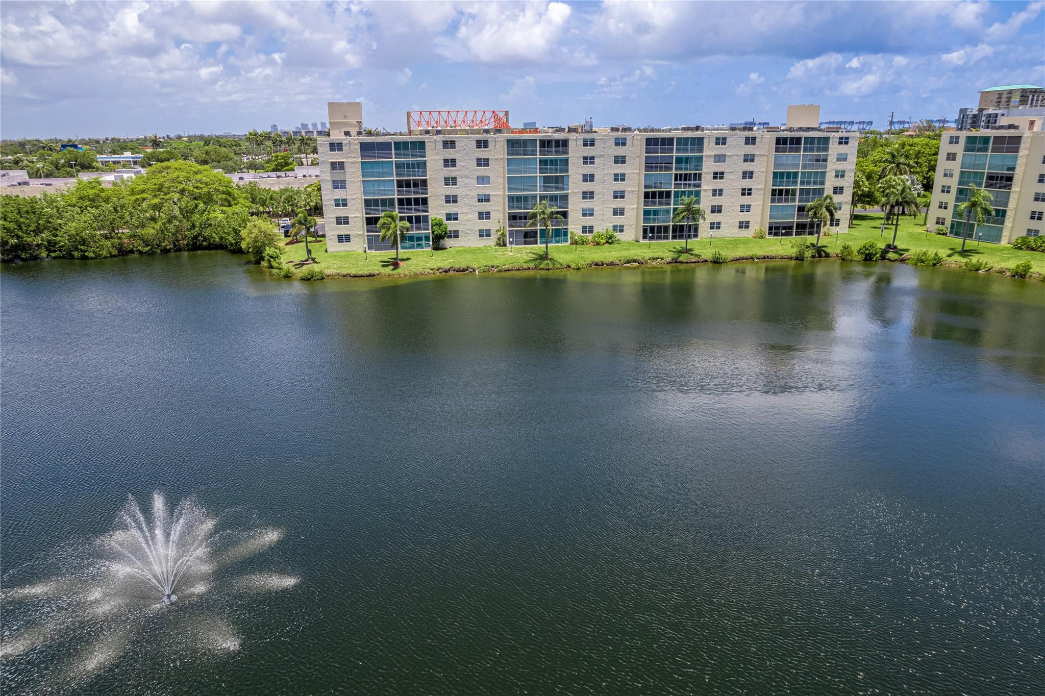 Meadowbrook Lakes - Residential