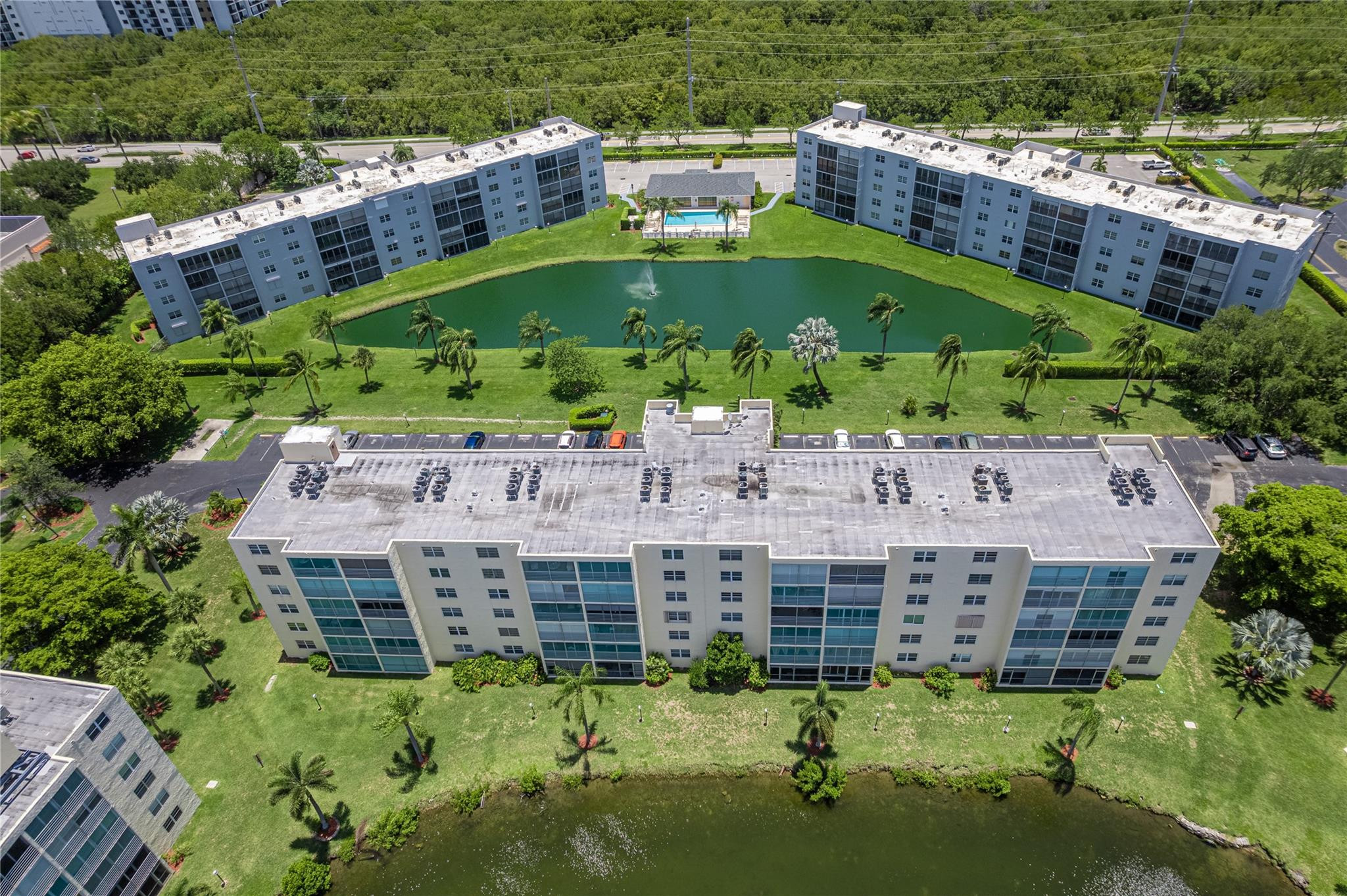 Meadowbrook Lakes - Residential