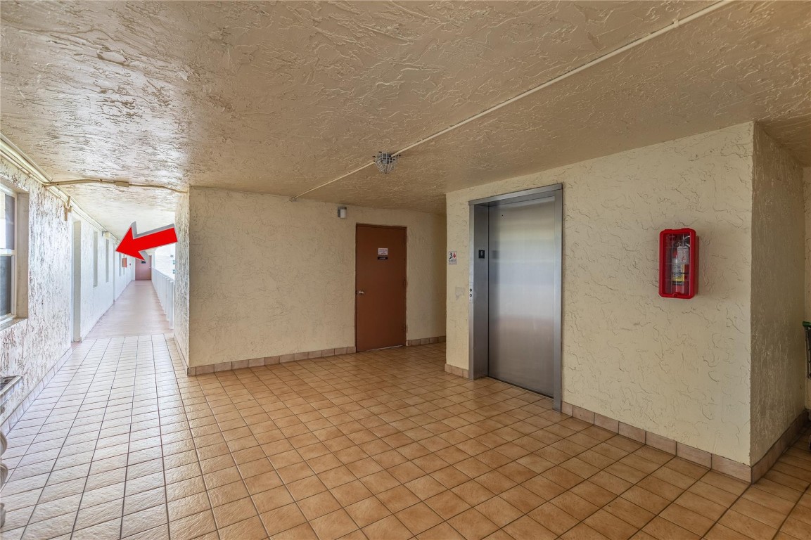 Meadowbrook Lakes - Residential